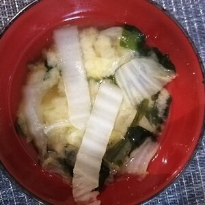 白菜とわかめと葱のお味噌汁